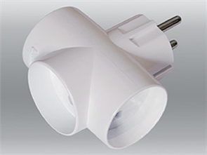 3Т16 Тройник 16А белый универсал. (70) TOKER 202-132