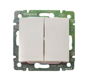 Выкл. 2кл бел. LR Valena 774405